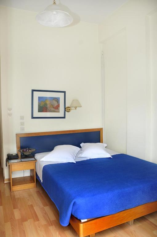 Hotel Elena Lamía Стая снимка